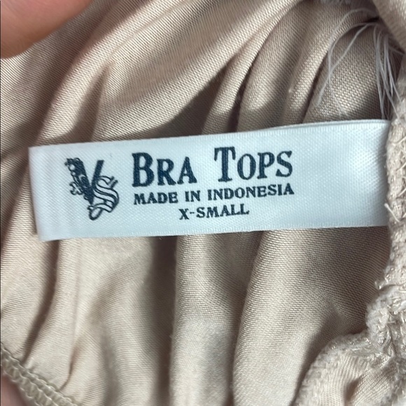 Victoria Secret Bra Top Beige Ruffle V Neckline Size XS - Picture 7 of 10